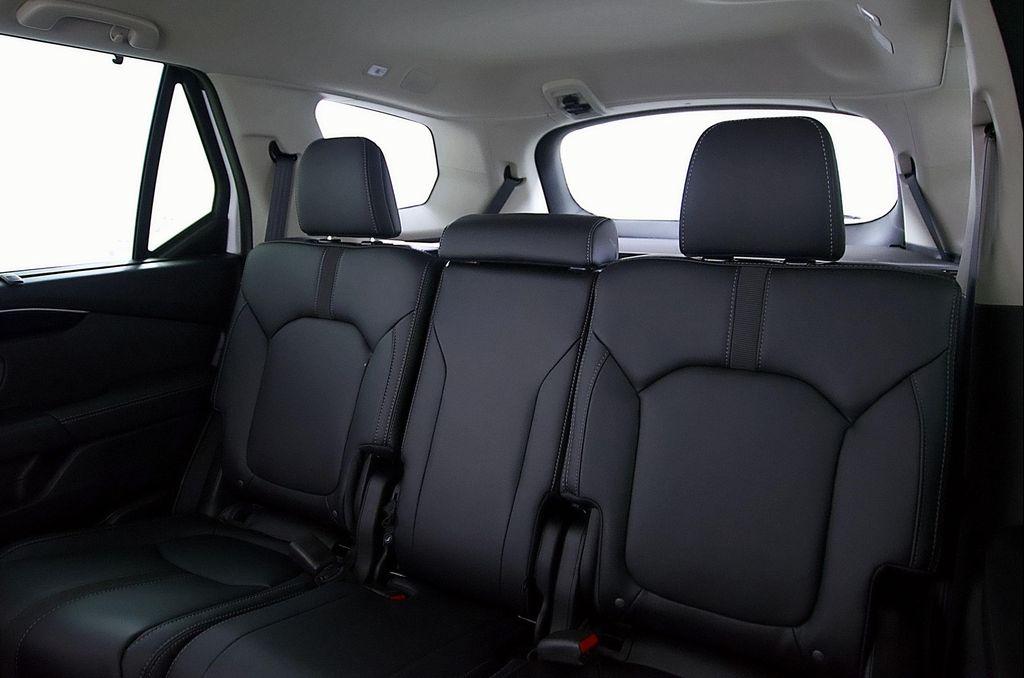 new 2025 Honda Pilot car, priced at $44,995