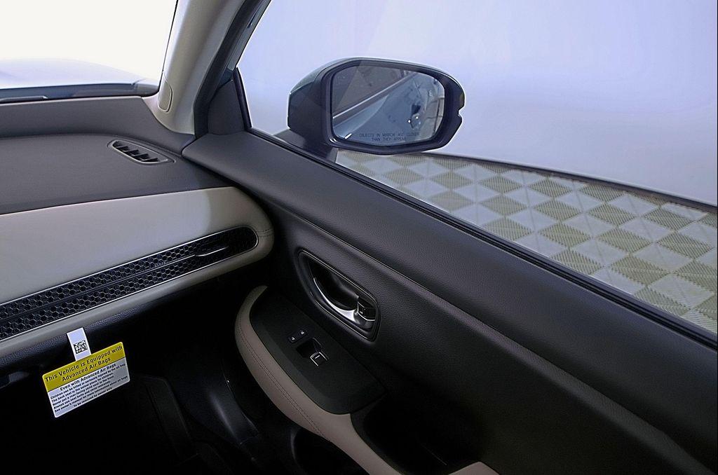 new 2025 Honda HR-V car, priced at $31,305