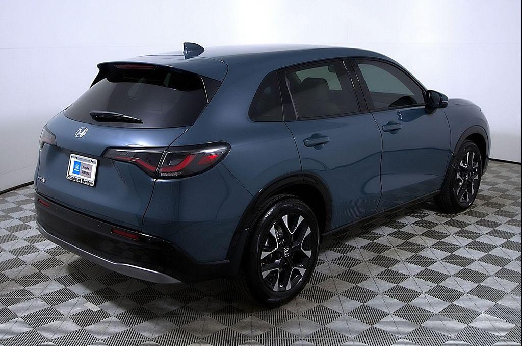 new 2025 Honda HR-V car, priced at $31,305