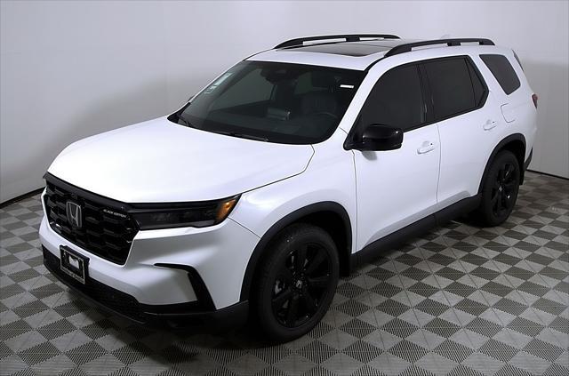 new 2025 Honda Pilot car, priced at $58,205