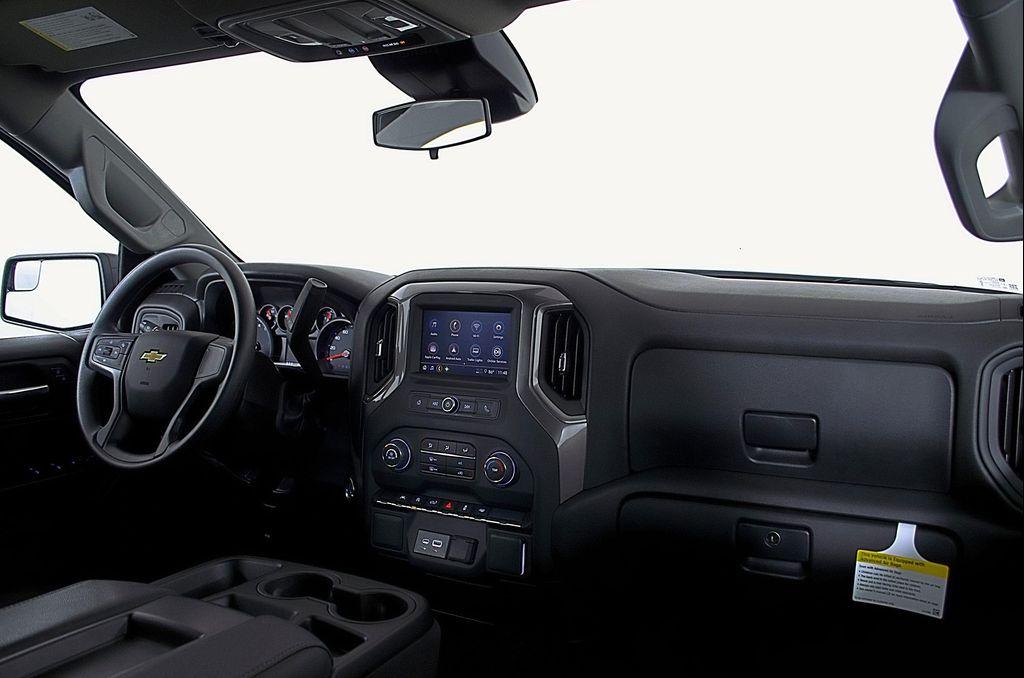 used 2025 Chevrolet Silverado 1500 car, priced at $37,618