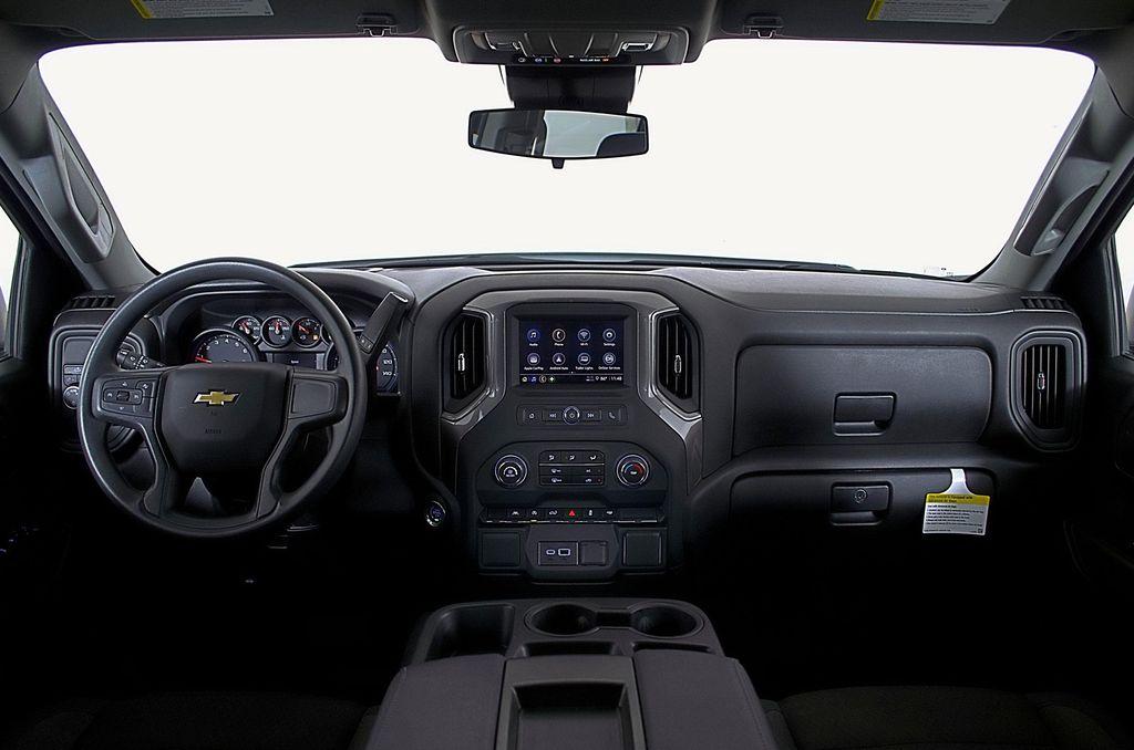 used 2025 Chevrolet Silverado 1500 car, priced at $37,618
