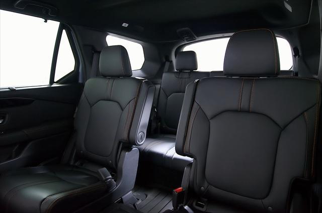new 2025 Honda Pilot car, priced at $51,305