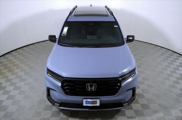 new 2025 Honda Pilot car, priced at $51,305