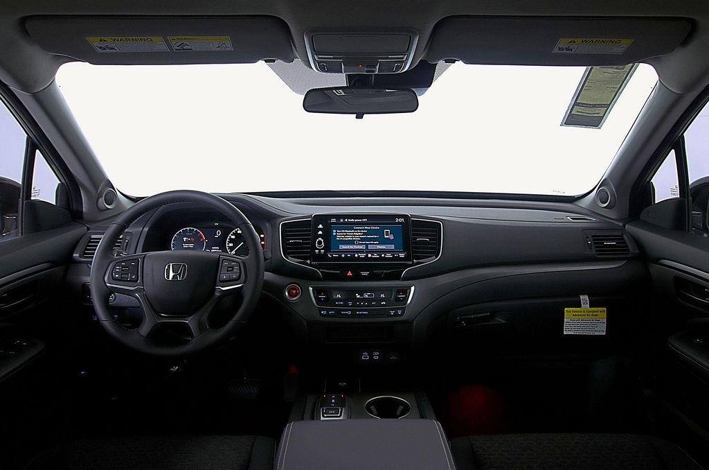 new 2025 Honda Ridgeline car, priced at $39,813