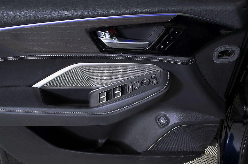 used 2024 Acura MDX car, priced at $50,963