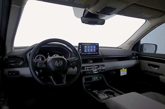 new 2025 Honda Pilot car, priced at $49,250