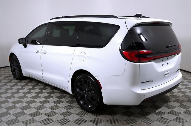 used 2023 Chrysler Pacifica car, priced at $34,301