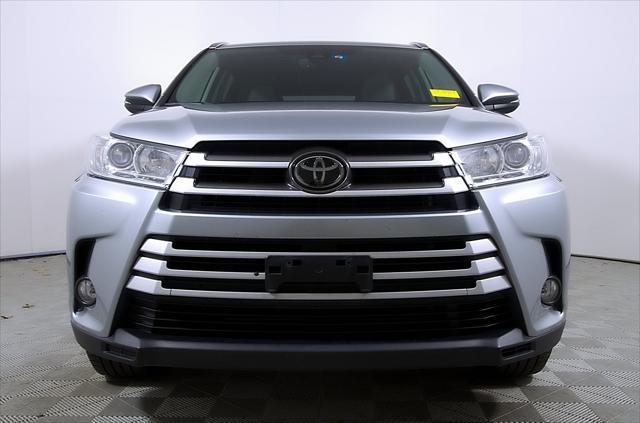 used 2018 Toyota Highlander car, priced at $21,560