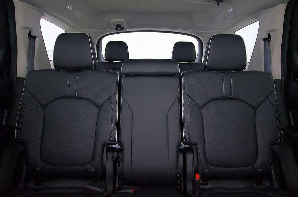 new 2025 Honda Pilot car, priced at $50,870