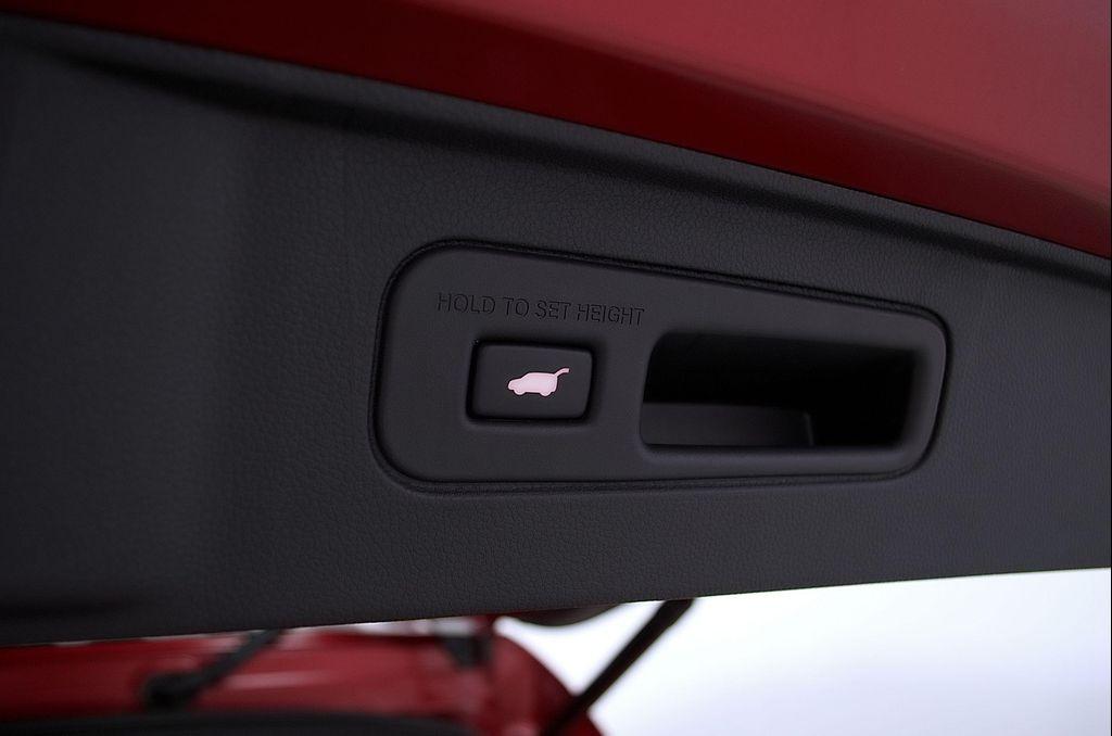 new 2025 Honda Pilot car, priced at $48,359