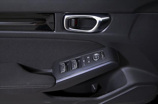 new 2025 Honda Civic Hybrid car, priced at $30,800
