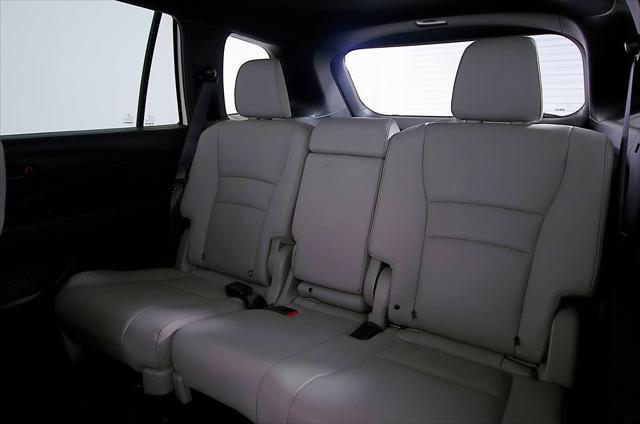 used 2022 Honda Passport car, priced at $31,998
