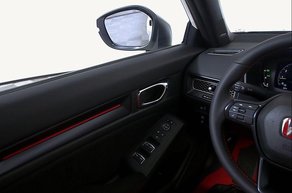 new 2025 Honda Civic Type R car, priced at $47,500
