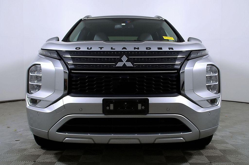 used 2022 Mitsubishi Outlander car, priced at $23,998