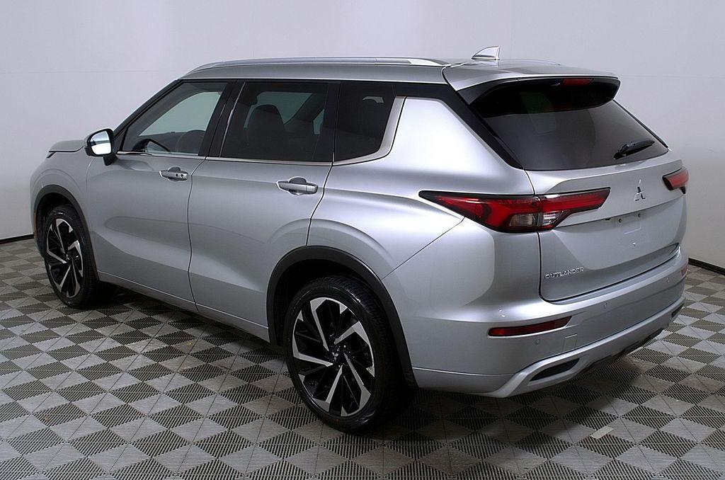 used 2022 Mitsubishi Outlander car, priced at $23,998