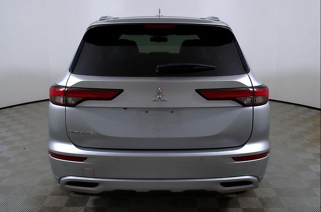 used 2022 Mitsubishi Outlander car, priced at $23,998