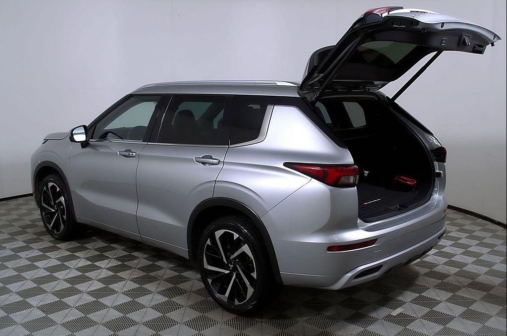 used 2022 Mitsubishi Outlander car, priced at $23,998