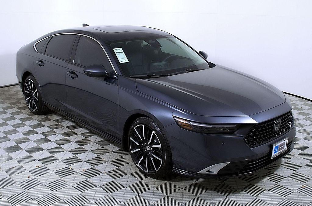 new 2025 Honda Accord Hybrid car, priced at $40,495