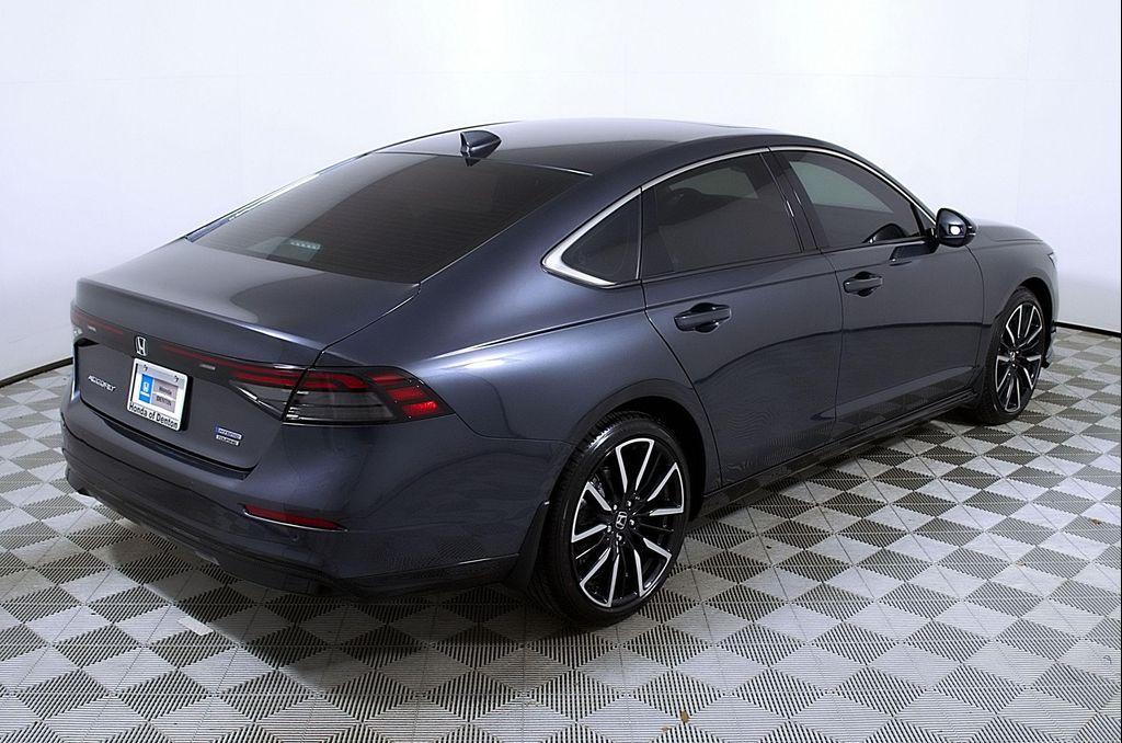 new 2025 Honda Accord Hybrid car, priced at $40,495