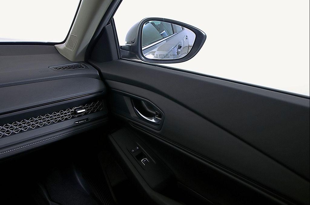 new 2025 Honda Accord car, priced at $30,419