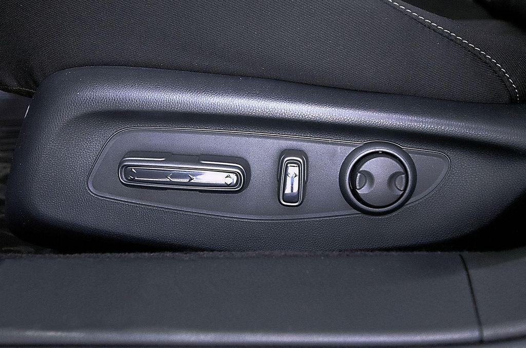 new 2025 Honda Accord car, priced at $30,419