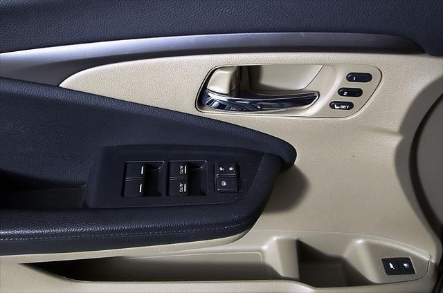 used 2022 Honda Pilot car, priced at $32,127
