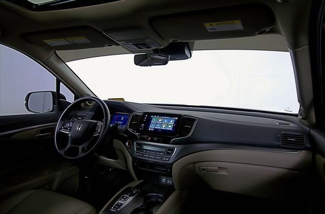 used 2022 Honda Pilot car, priced at $32,127