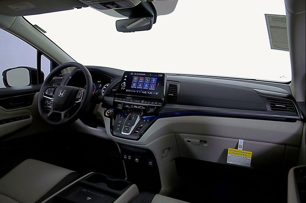 new 2026 Honda Odyssey car, priced at $49,051