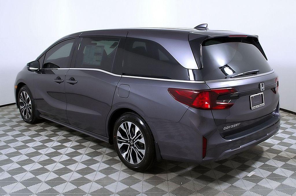 new 2026 Honda Odyssey car, priced at $49,051