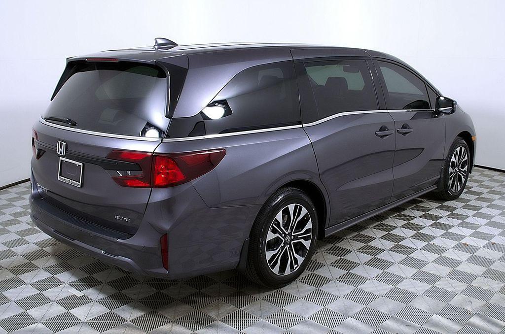 new 2026 Honda Odyssey car, priced at $49,051