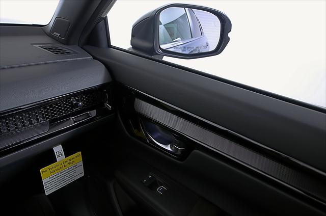 new 2026 Honda CR-V Hybrid car, priced at $43,645