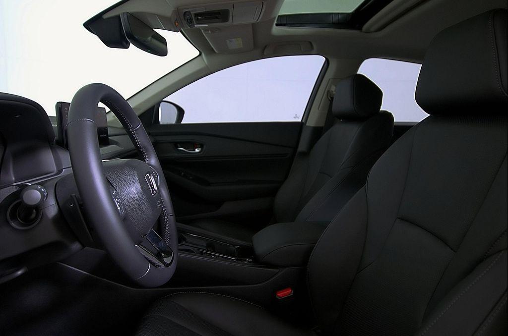 new 2025 Honda Accord Hybrid car, priced at $34,418