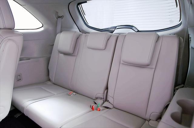 used 2019 Toyota Highlander car, priced at $25,498