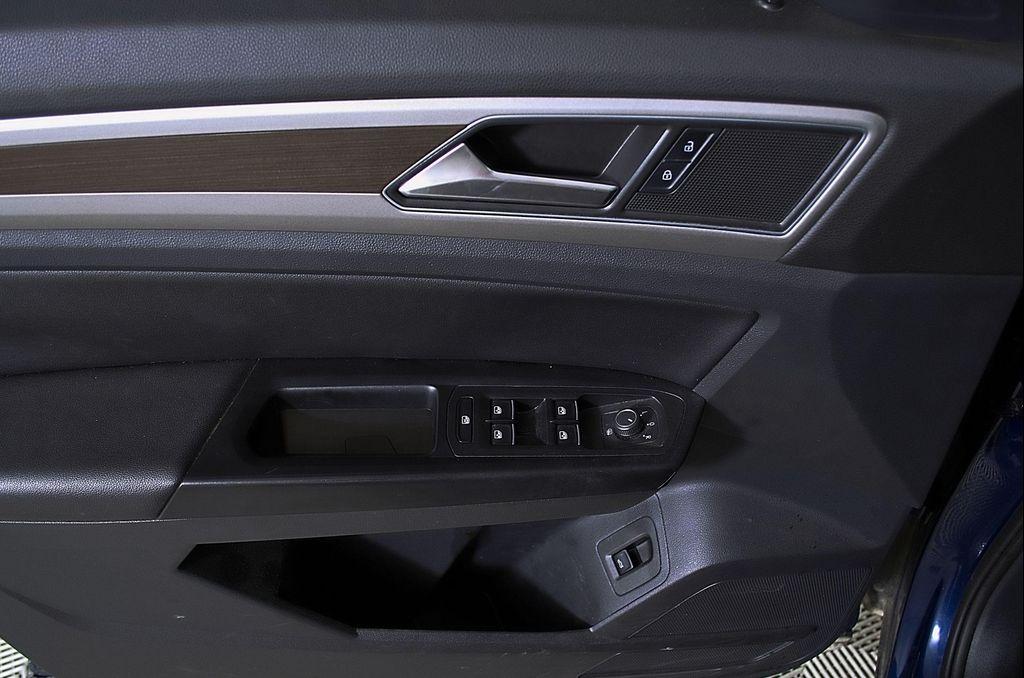 used 2019 Volkswagen Atlas car, priced at $18,998