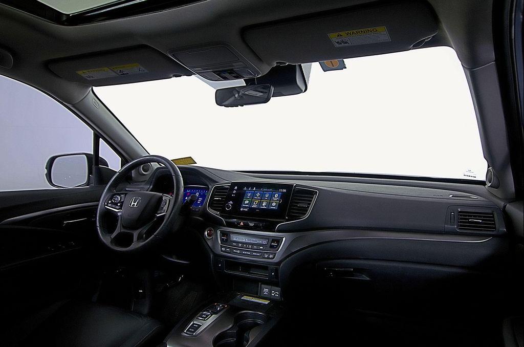 used 2022 Honda Pilot car, priced at $31,654