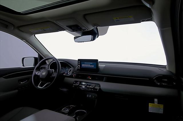 new 2025 Honda Pilot car, priced at $48,895