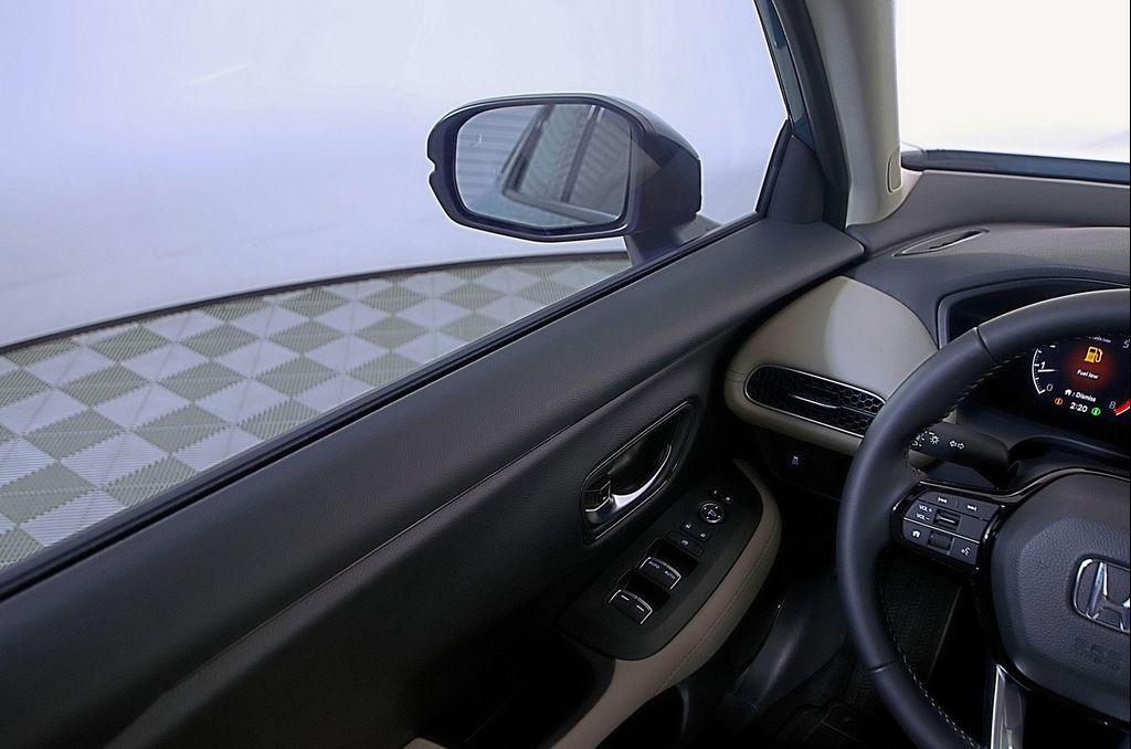 new 2026 Honda HR-V car, priced at $30,188