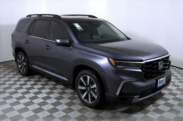 new 2025 Honda Pilot car, priced at $55,260