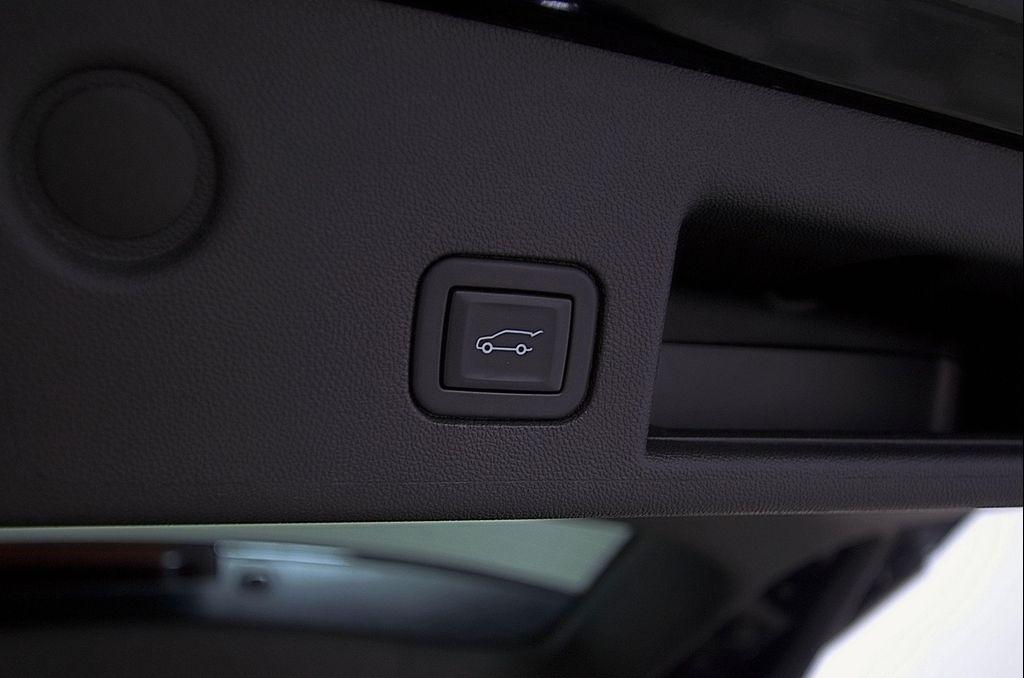 used 2022 Chevrolet Equinox car, priced at $20,075