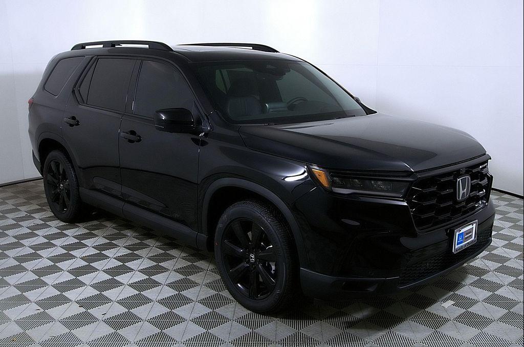 new 2025 Honda Pilot car, priced at $51,654