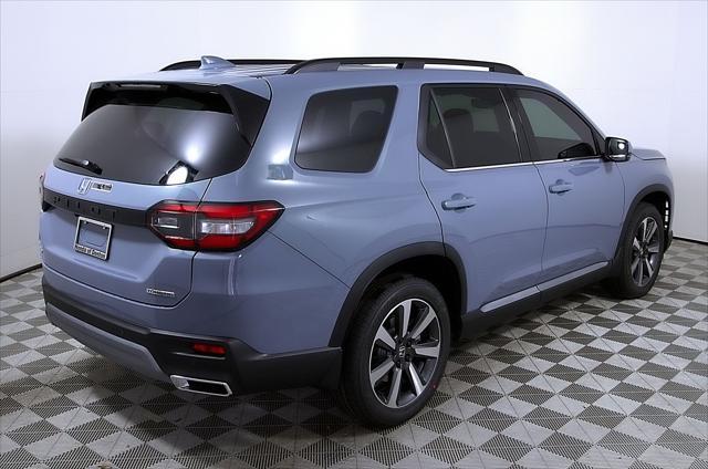 new 2025 Honda Pilot car, priced at $48,950