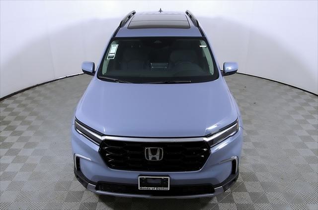 new 2025 Honda Pilot car, priced at $48,950