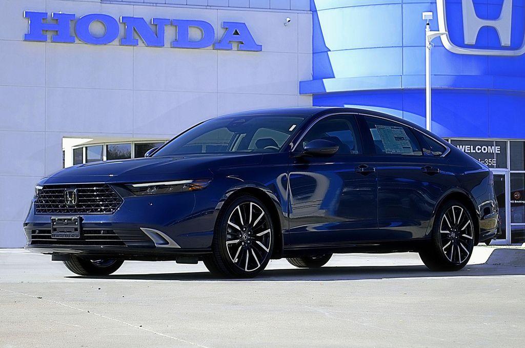 new 2025 Honda Accord Hybrid car, priced at $40,450