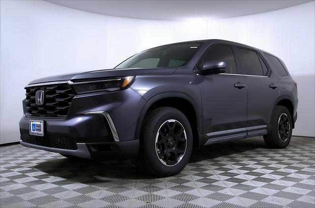 new 2025 Honda Pilot car, priced at $49,195