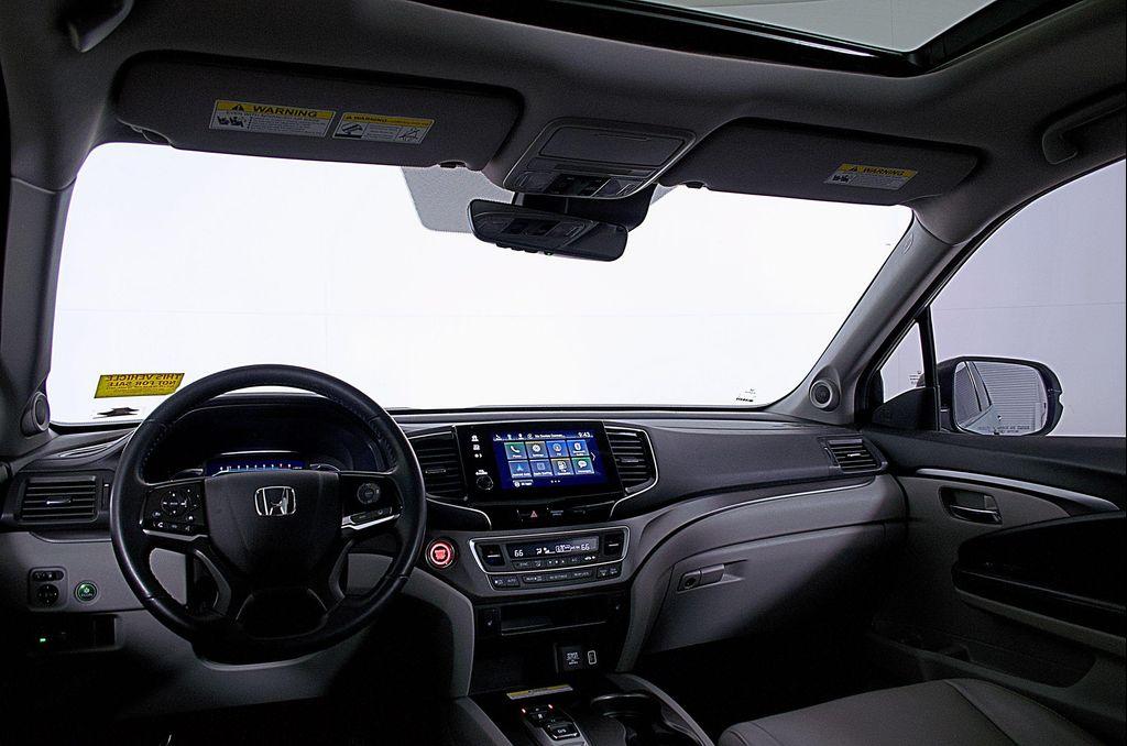 used 2021 Honda Pilot car, priced at $27,699
