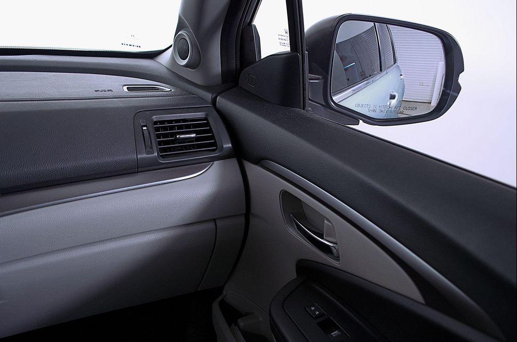 used 2021 Honda Pilot car, priced at $27,699