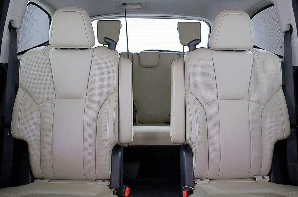 used 2019 Subaru Ascent car, priced at $17,998