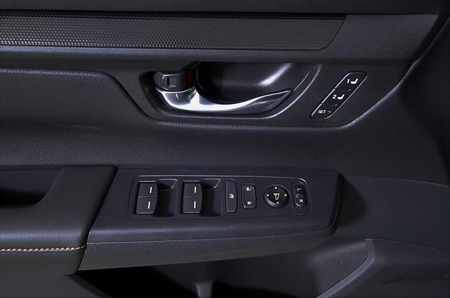 new 2025 Honda CR-V Hybrid car, priced at $41,000