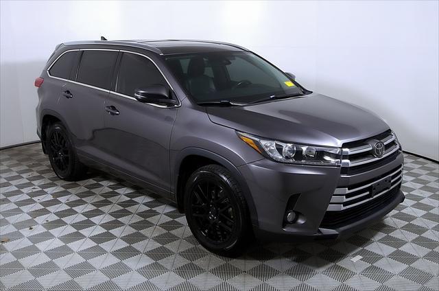 used 2018 Toyota Highlander car, priced at $24,972